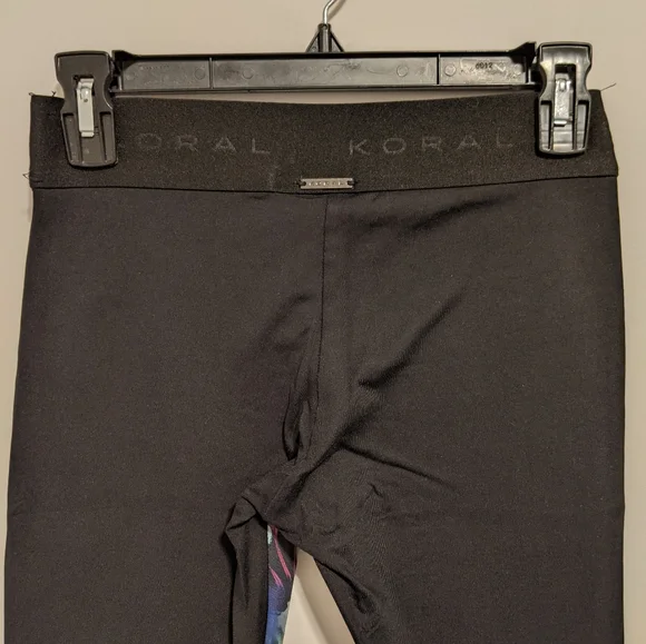 Koral abstract multicolor black cropped leggings size small - Picture 5 of 8